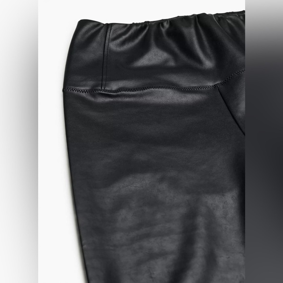 New Aritzia Wilfred Free Daria Pant Size Xs Black NWT Model-Off-Duty Edge Modern - Picture 15 of 15